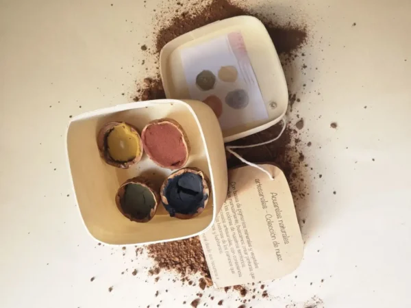 Caja de acuarelas con 4 potes - Col. Nuez